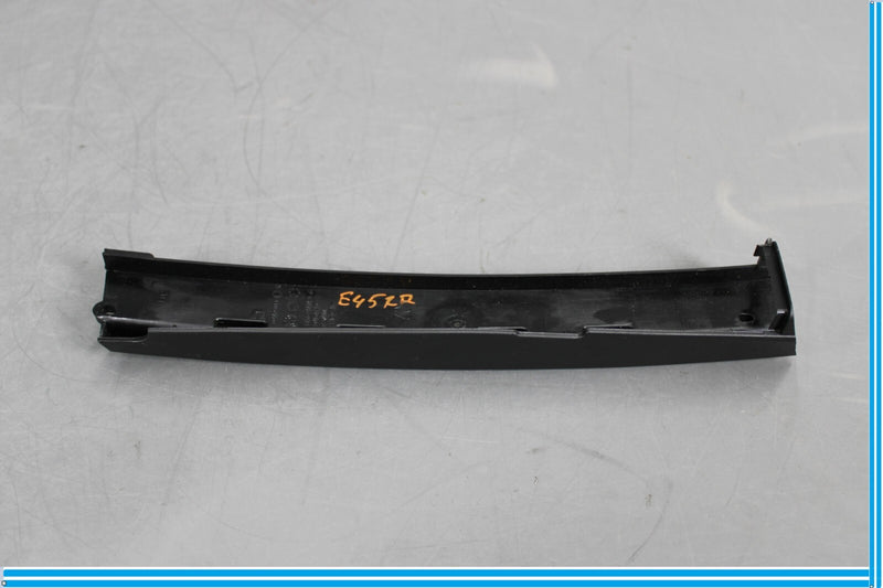 Load image into Gallery viewer, 09-15 BMW 750Li F01 F02 Rear Right Side Door Window Shade Adapter Trim Oem
