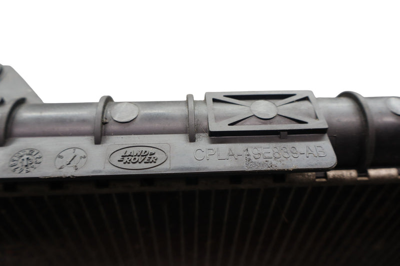 Load image into Gallery viewer, 13-19 LR Range Rover L405 Engine Cooling Radiator Assembly LR034553 Oem
