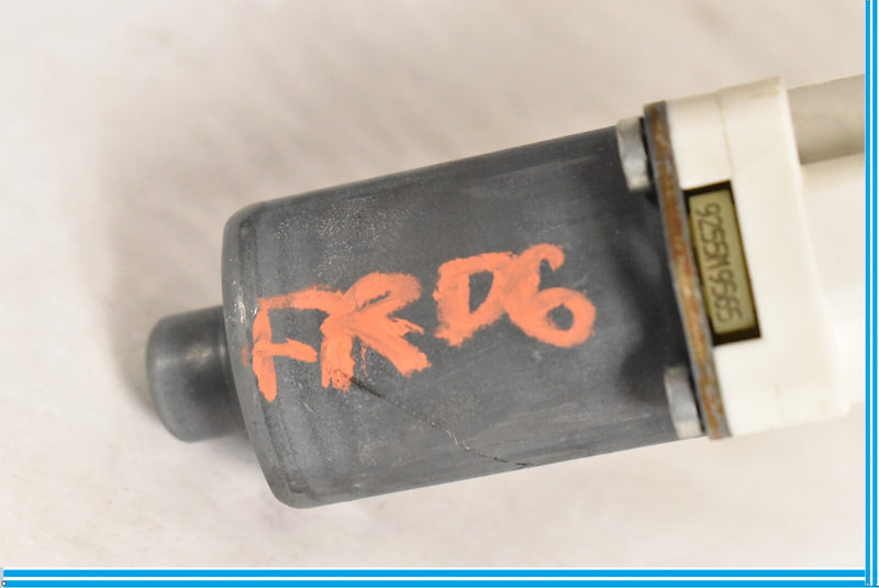 Load image into Gallery viewer, 06-12 Mercedes GL450 R350 ML550 X164 Front Right Door Window Regulator Motor Oem
