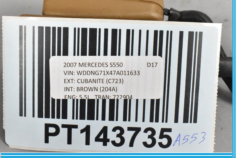 Load image into Gallery viewer, 07-13 Mercedes S550 S600 S350 W221 Rear Center Seat Belt Buckle Receiver Oem
