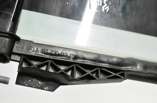 14-19 Mercedes W117 CLA250 Rear Right Passenger Side Quarter Window Glass Oem