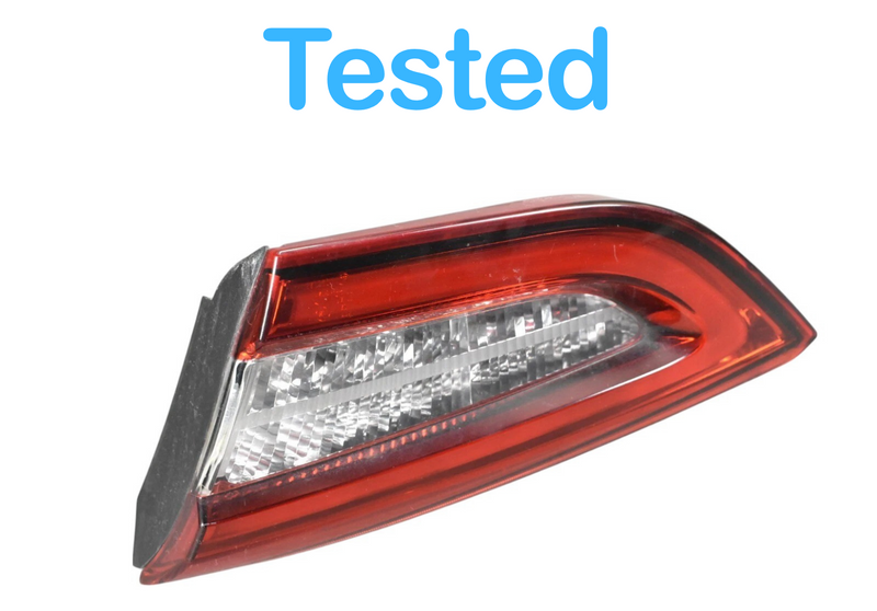Load image into Gallery viewer, 14-20 Maserati Quattroporte Rear Right Side Inner Taillight Lamp Assembly Oem
