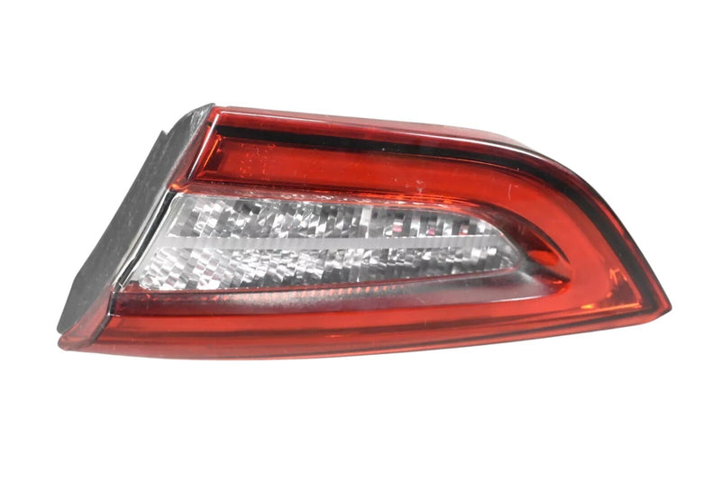 Load image into Gallery viewer, 14-20 Maserati Quattroporte Rear Right Side Inner Taillight Lamp Assembly Oem

