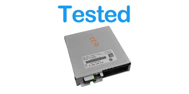 Load image into Gallery viewer, 11-16 Volkswagen VW Touarg Rear Reverse Camera Control Module Unit ECU Oem
