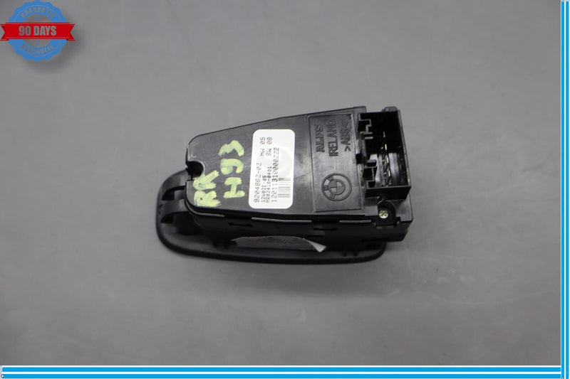 Load image into Gallery viewer, 09-19 BMW 535I GT xDrive Rear Right Passenger Side Window Sun Shade Switch oem

