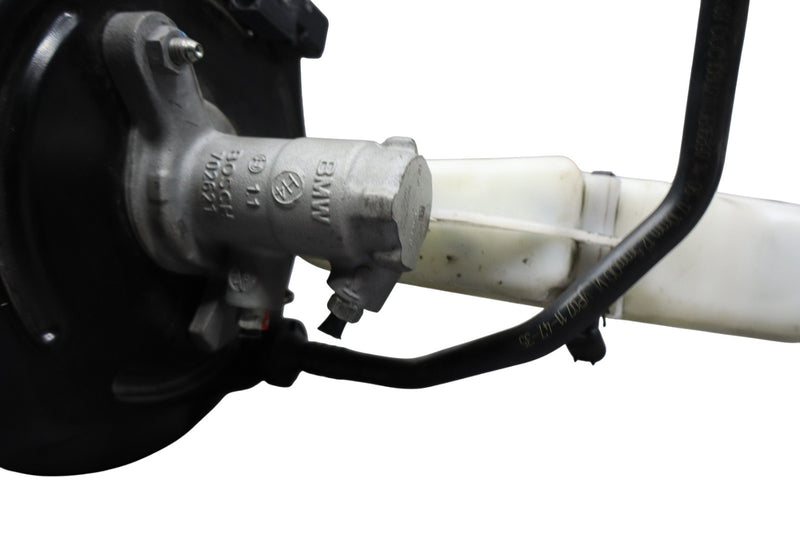 Load image into Gallery viewer, 14-21 BMW BMW I3 I01 Hybrid Brake Master Cylinder Power Booster Oem
