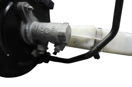 14-21 BMW BMW I3 I01 Hybrid Brake Master Cylinder Power Booster Oem