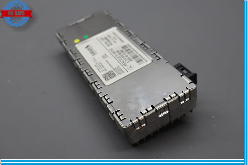 Load image into Gallery viewer, 10-20 Mercedes W218 CLS550 C250 C350 Sirius Satellite Radio Receiver Unit Oem
