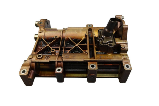12-15 Mercedes W204 C250 SLK250 Balance Shaft Housing Oil Pump A2710341003 Oem