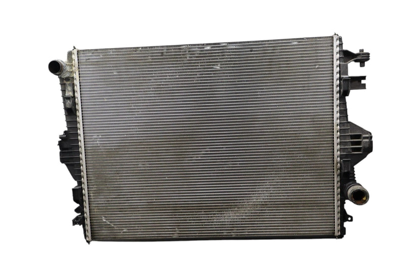 Load image into Gallery viewer, 11-17 Volkswagen VW Touareg Engine Water Cooling Radiator 95810613210 Oem
