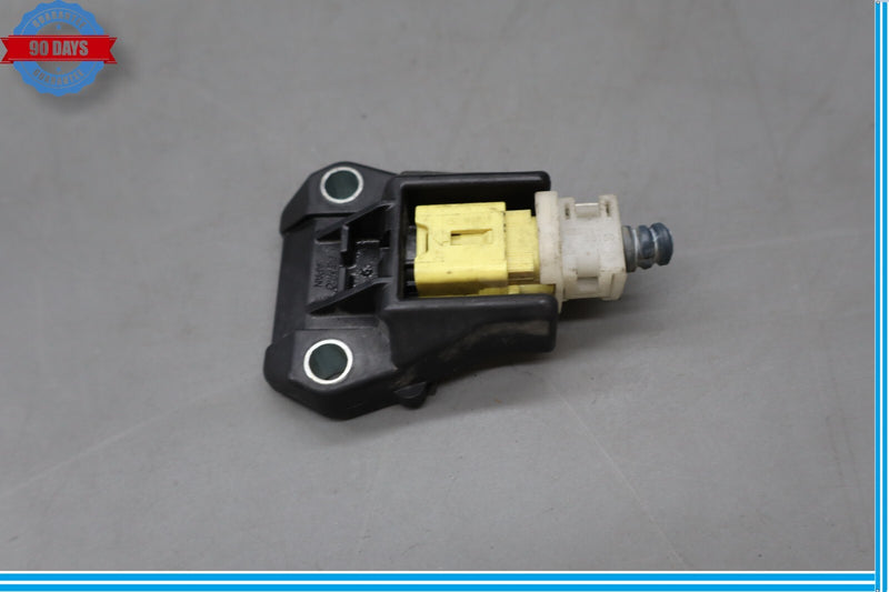 Load image into Gallery viewer, 07-09 Lexus LS460 LS460L Front Right Passenger Side Door Sensor Oem
