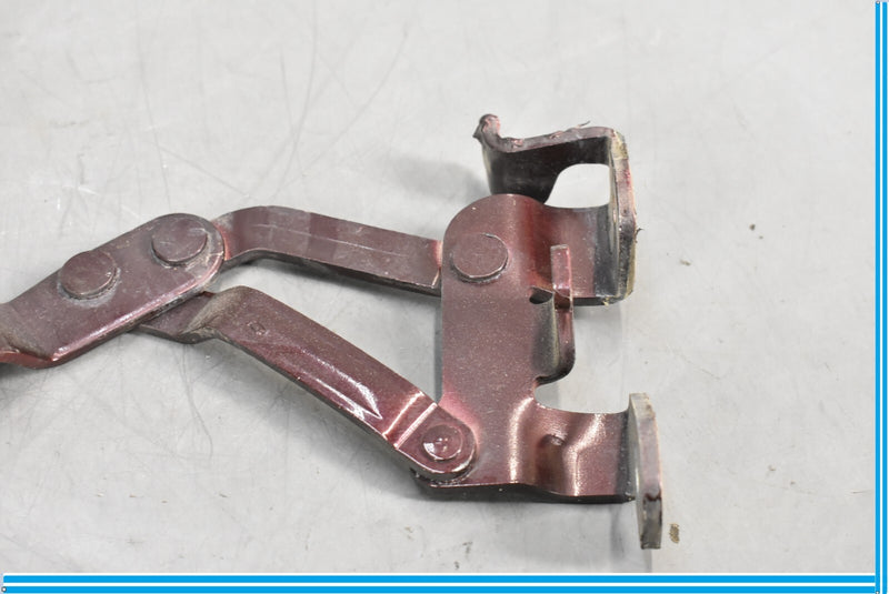 Load image into Gallery viewer, 04-13 Maserati Quattroporte M139 Front Right Passenger Side Hood Hinge Oem

