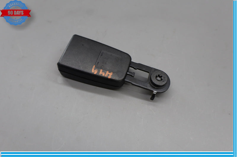 Load image into Gallery viewer, 07-12 Mercedes GL450 GL550 Rear Right Passenger Side 3rd Row Seat Belt Buckle Oe
