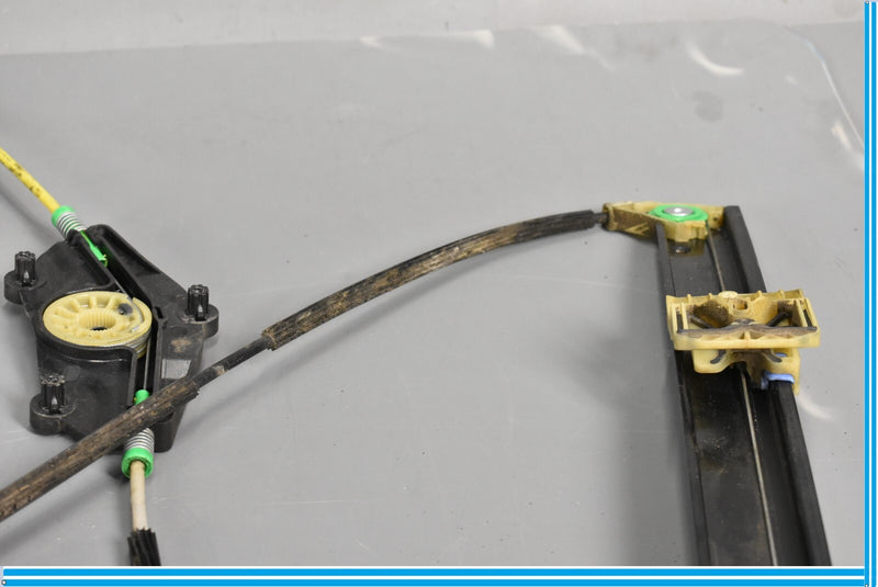 Load image into Gallery viewer, 09-12 Audi A4 Wagon Front Right Side Door Window Regulator W/o Motor Oem
