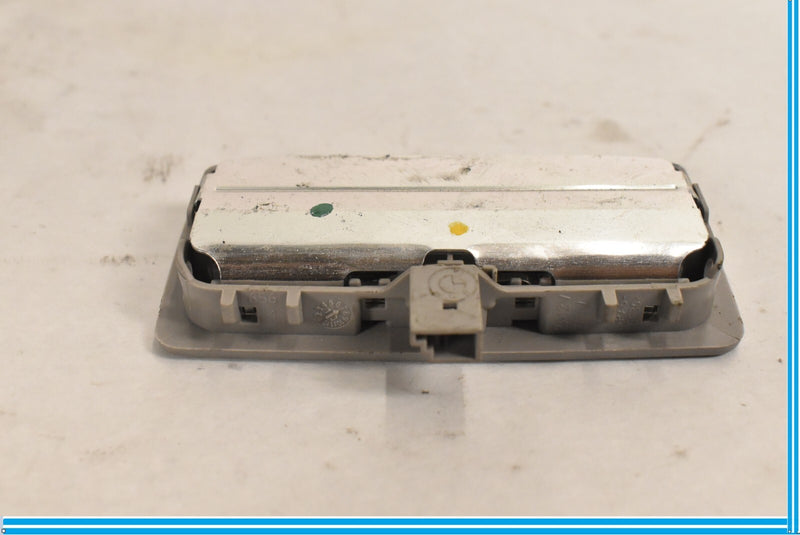 Load image into Gallery viewer, 09-15 BMW 750i 750Li F01 F02 F10 Front Sun Visor Mirror Lamp Light 9163764 Oem

