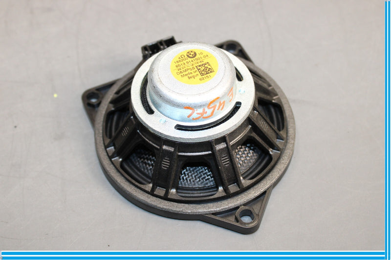 Load image into Gallery viewer, 09-15 BMW F01 F02 750i 750Li Front Left Door Audio Radio Mid-Range Speaker Oem

