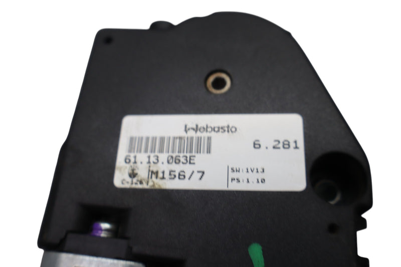 Load image into Gallery viewer, 14-17 Maserati Quattroporte Sunroof Panoramic Roof Window Regulator Motor Oem
