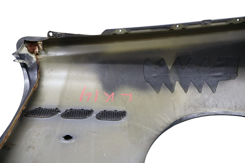 Load image into Gallery viewer, 03-13 Maserati Quattroporte M139 Left Driver Side Fender Cover Assembly Oem

