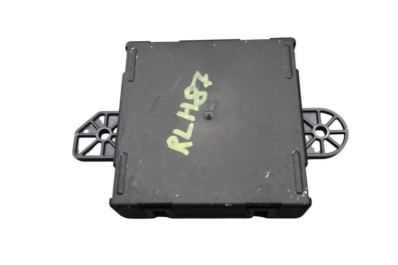 Load image into Gallery viewer, 14-17 Maserati Ghibli Rear Left Side Door Computer Control Module 52851641AC Oem
