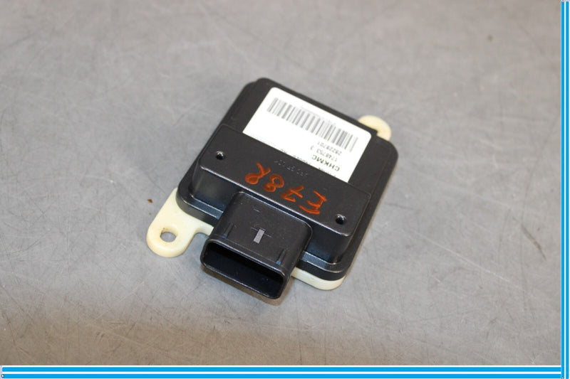 Load image into Gallery viewer, 10-13 Land Rover Range Rover Right Passenger Cruise Control Relay Module  Oem
