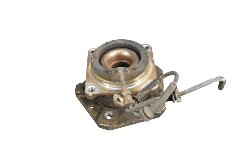 Load image into Gallery viewer, 04-08 Maserati Quattroporte Rear Left Driver Side Wheel Hub Bearing 197118 OEM
