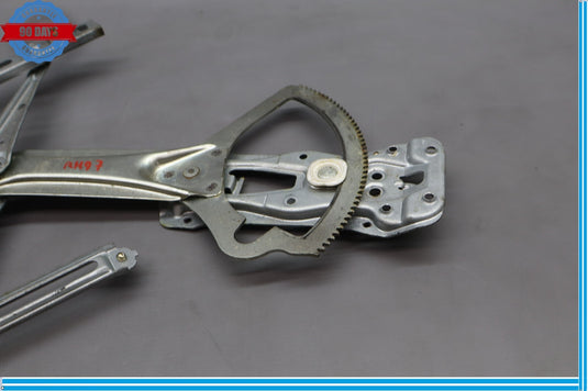 97-03 Mercedes W208 CLK320 CLK55 AMG Front Right Window Regulator Motor Oem