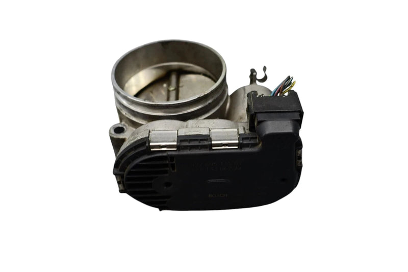Load image into Gallery viewer, 10-18 Porsche Cayenne 958 Engine Air Inlet Intake Throttle Body 99760511501 Oem

