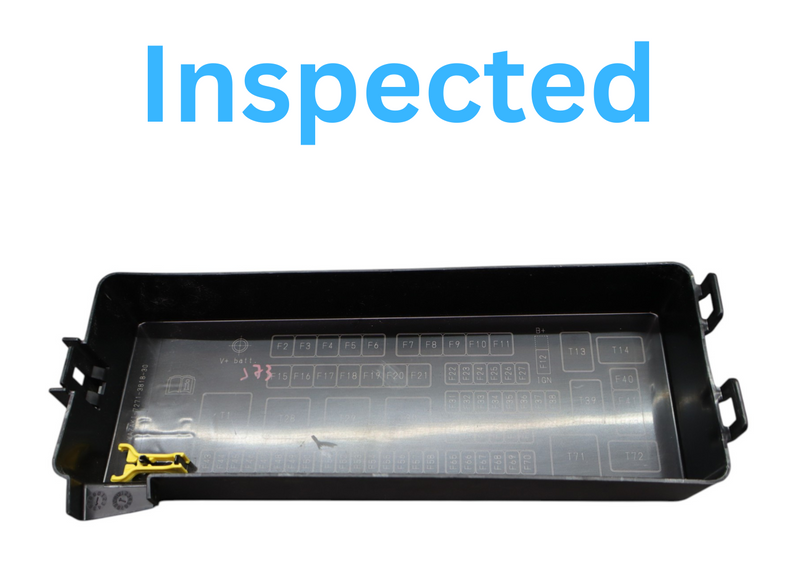 Load image into Gallery viewer, 14-17 Maserati Ghibli Rear Trunk Fuse Box Lid Cover Black 7271381830 Oem
