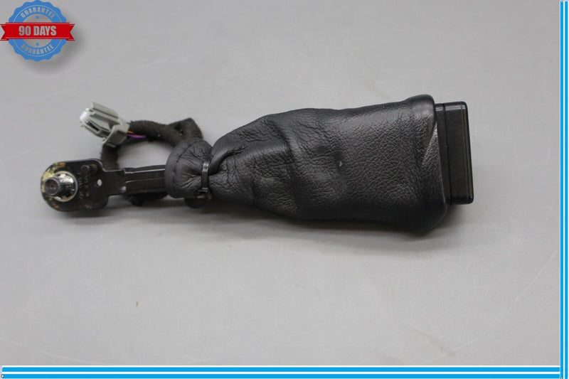 Load image into Gallery viewer, 14-22 Maserati Quattroporte M156 Front Left Driver Side Seat Belt Buckle Oem
