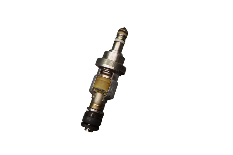 Load image into Gallery viewer, 07-17 Lexus LS460 LS460L Front Engine Fuel Injector 2325031020 Oem
