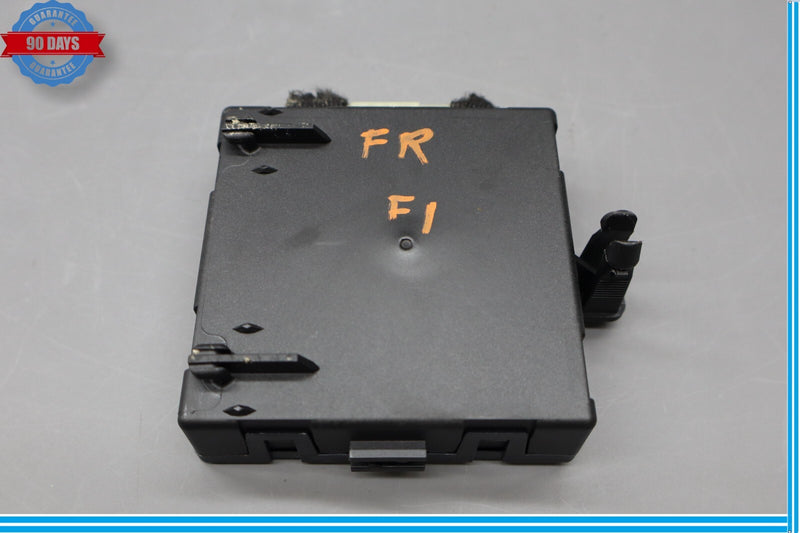 Load image into Gallery viewer, 08-18 Mercedes CLS550 E550 Front Right Passenger Side Door Control Module Oem
