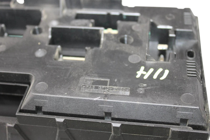 Load image into Gallery viewer, 10-16 BMW 528i 535i 550i 650i Fuse Relay Power Box Distribution Module Unit OEM
