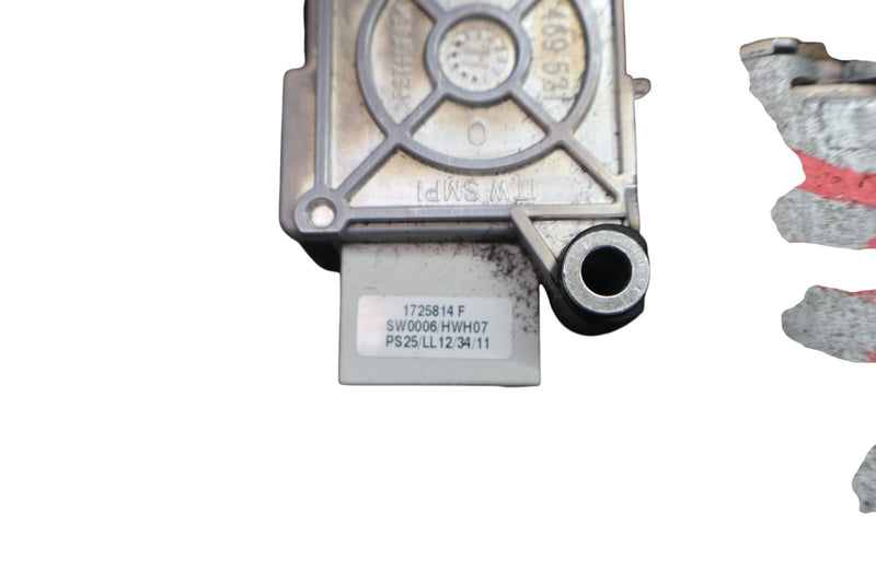 Load image into Gallery viewer, 11-17 Volkswagen VW Touareg Sunroof Moon Roof Motor 7P0959591 Oem
