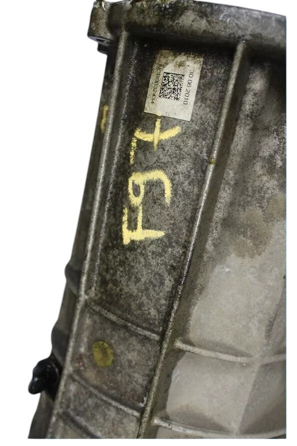 Load image into Gallery viewer, 11-17 Volkswagen VW Touareg Transfer Case Box Assembly 0BU341011R OEM
