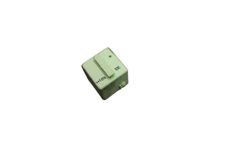 Load image into Gallery viewer, 00-18 BMW 750Li X5 X6 E70 Fuel Pump Relay 8 373 700 Green Oem
