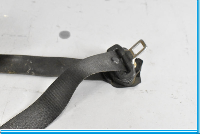 Load image into Gallery viewer, 06-11 Mercedes CLS550 CLS55 AMG W219 Front Left Driver Seat Belt Retractor Oem
