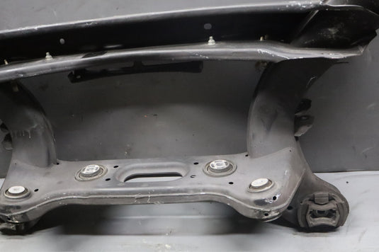 10-18 Mercedes W212 E350 CLS400 CLS550 Rear Subframe Sub Frame Crossmember Oem