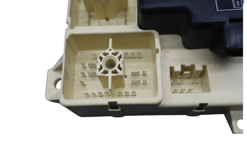 Load image into Gallery viewer, 02-05 Ford Thunderbird Cabin Fuse Relay Junction Box Module Unit 1W6T14A067 OEM

