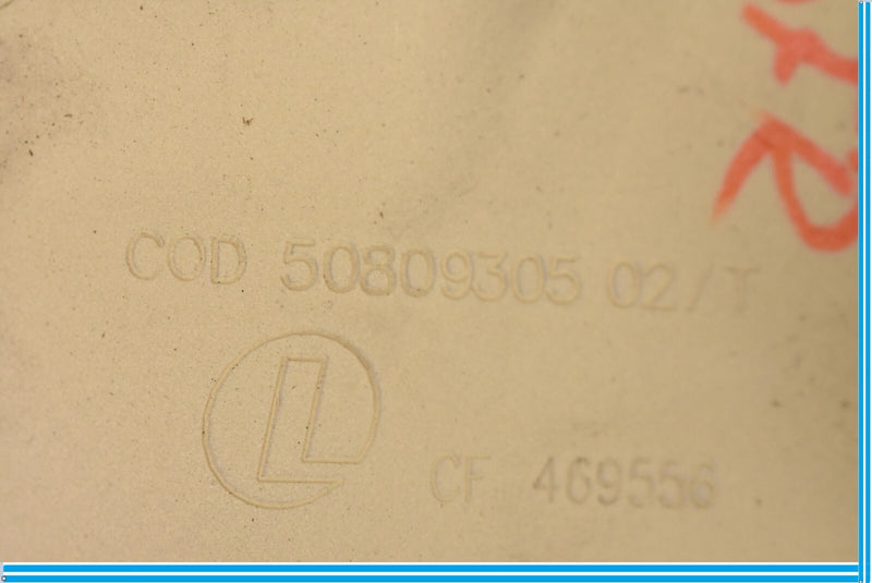 Load image into Gallery viewer, 04-08 Maserati Quattroporte Front Right Passenger Seat Lower Trim Cover Oem
