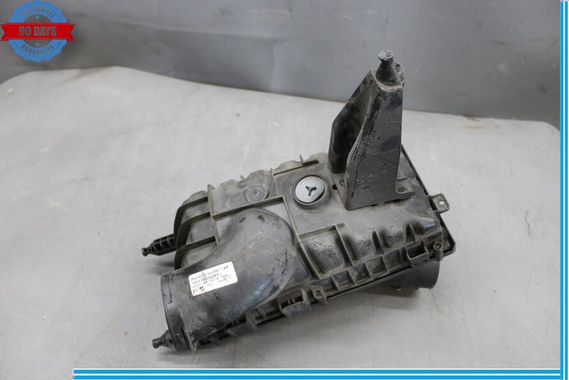 Load image into Gallery viewer, 10-12 Land Range Rover Left Side Air Intake Cleaner Filter Box Housing Oem
