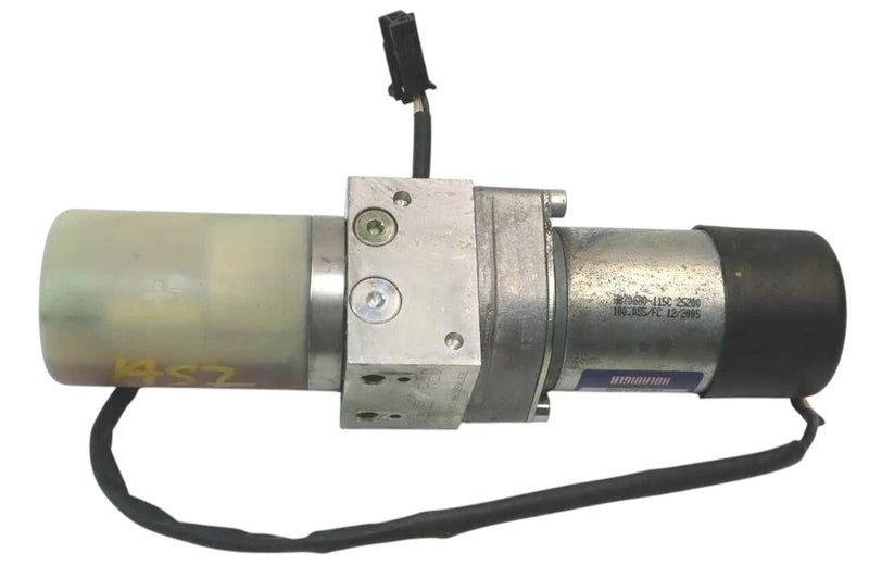 Load image into Gallery viewer, 07-13 Mercedes S550 S63 Trunk Lid Locking Hydraulic Pull Down Pump 2218000148Oem

