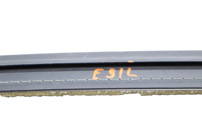 Load image into Gallery viewer, 03-07 Hummer H2 Front Left Driver Side Upper Seat Back Cushion 88940368 Oem
