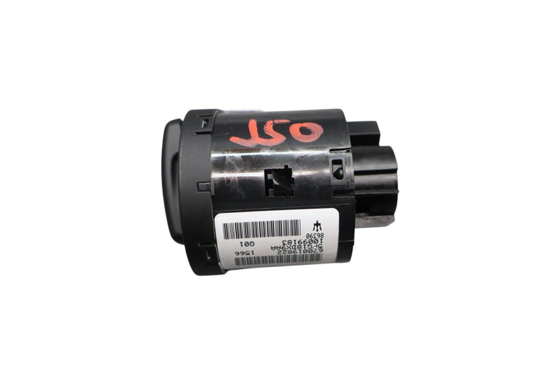 Load image into Gallery viewer, 14–22 Maserati Ghibli M157 Front Headlight Lamp Control Switch 670019822 Oem
