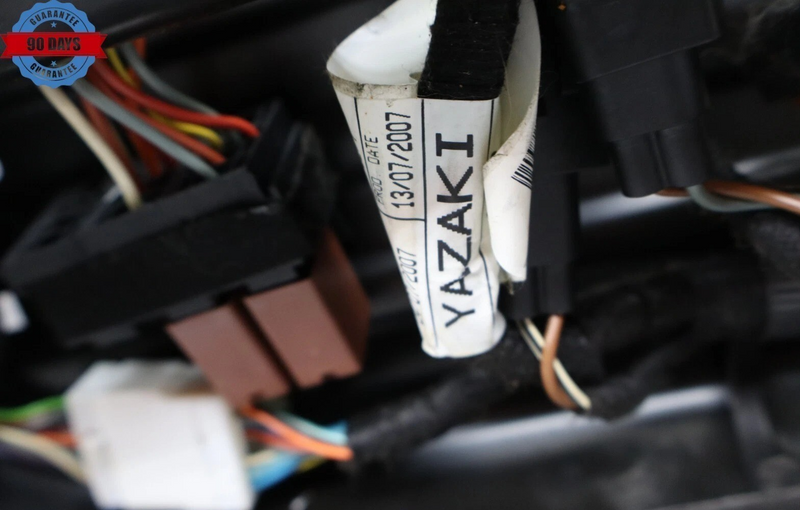 Load image into Gallery viewer, 03-13 Maserati Quattroporte S Front Right Side Seat Rail Frame W/ Motors Oem
