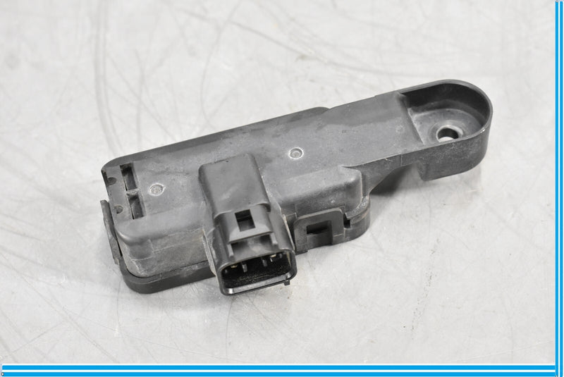 Load image into Gallery viewer, 07-09 Lexus LS460 Smog Emission Control Sensor Unit Denso 013650-0010 Oem

