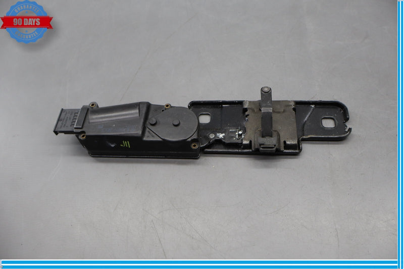 Load image into Gallery viewer, 11-18 Audi A7 Quattro S8 Rear Trunk Lid Latch Lock Actuator Striker Plate Oem
