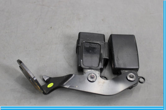 11-18 Audi A8 Quattro Rear Center Double Seat Belt Buckle Receiver Oem