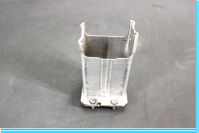 Load image into Gallery viewer, 03-08 Mercedes R230 SL500 SL550 Front Right Bumper Reinforcement Bracket Oem
