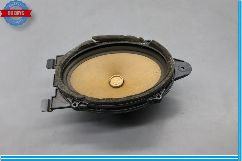 Load image into Gallery viewer, 10-13 Buick Lacrosse CXL Left Or Right Side Inner Package Tray Sound Speaker Oem
