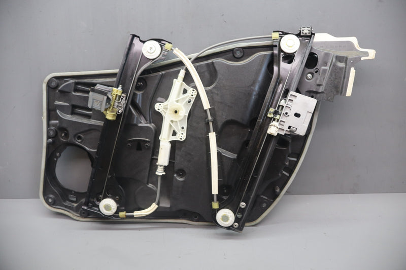 Load image into Gallery viewer, 14-18 Mercedes CLA250 C117 Front Left Driver Side Door Window Regulator Oem
